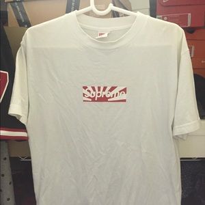 Supreme Japan relief box logo tee